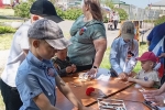 увеличить